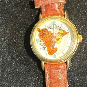 Vintage Timex Disney Winnie The Pooh -Tigger Wristwatch- Ta Ta For Now